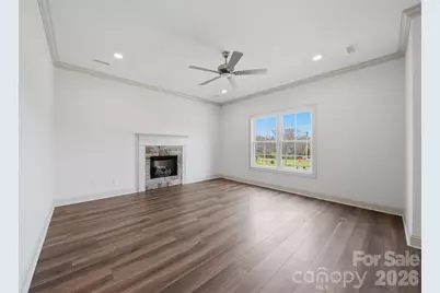 4957 Southview Drive, Hickory, NC 28602 - Photo 8