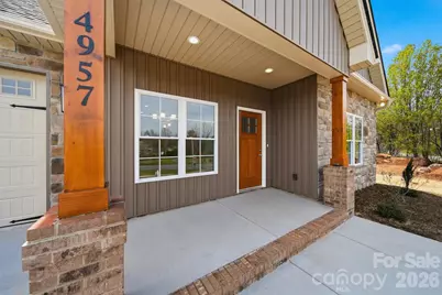 4957 Southview Drive, Hickory, NC 28602 - Photo 4