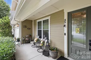 45 Creekside View Dr, Asheville, NC 28804 - Photo 2