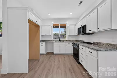 1013 Fassifern Court, Hendersonville, NC 28791 - Photo 6