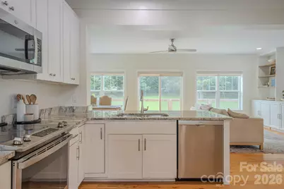 160 Ridge View Drive, Clyde, NC 28721 - Photo 4
