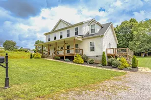 160 Rdg Vw Dr, Clyde, NC 28721 - Photo 2