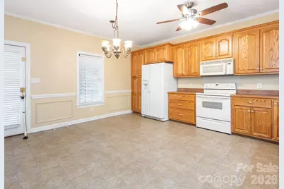 711 Spring Street SW, Concord, NC 28025 - Photo 8