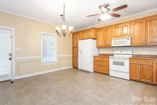 711 Spring St SW, Concord, NC 28025 - Photo 8