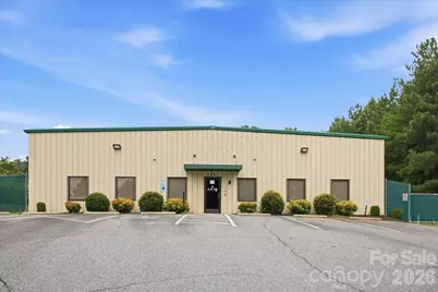 135 Joshua Court, Lincolnton, NC 28092 - Photo 1