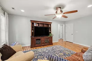 8446 Aqua Ln, Kannapolis, NC 28081 - Photo 6