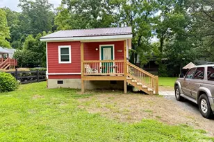 27 Bartlett St, Sylva, NC 28779 - Photo 36