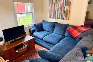 27 Bartlett St, Sylva, NC 28779 - Photo 4
