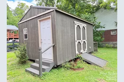 27 Bartlett Street, Sylva, NC 28779 - Photo 38