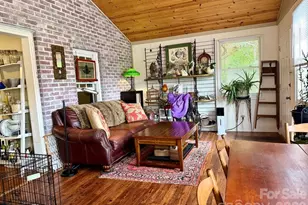 27 Bartlett St, Sylva, NC 28779 - Photo 12