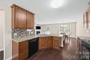 848 Estuary Ct, Rock Hill, SC 29732 - Photo 4