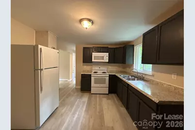 2700 Capitol Drive #2, Charlotte, NC 28208 - Photo 4