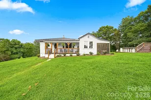 1706 Oakmont Dr, Lenoir, NC 28645 - Photo 6