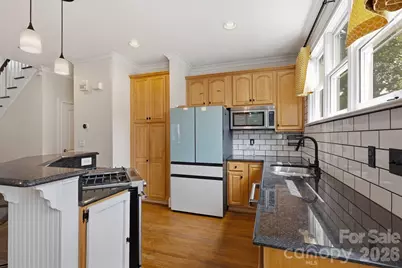 2013 Chesterfield Avenue, Charlotte, NC 28205 - Photo 8
