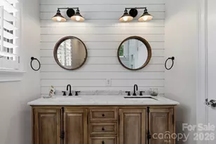 2013 Chesterfield Ave, Charlotte, NC 28205 - Photo 16