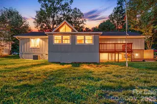 35 Golden Oaks Ln, Fletcher, NC 28732 - Photo 2