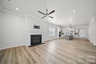 8016 Brookbank Dr, Charlotte, NC 28269 - Photo 6
