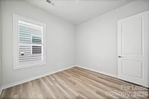 8016 Brookbank Dr, Charlotte, NC 28269 - Photo 16
