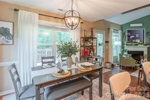 1079 Warpers Ln, Fort Mill, SC 29715 - Photo 6