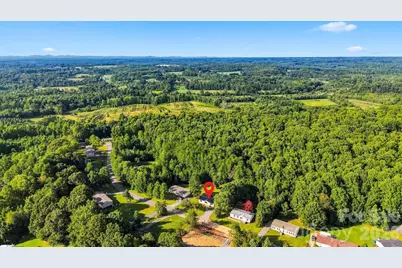 2596 1st Avenue NW, Catawba, NC 28609 - Photo 32