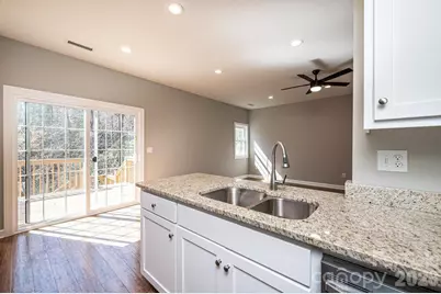1314 39th Street Circle SW, Hickory, NC 28602 - Photo 12
