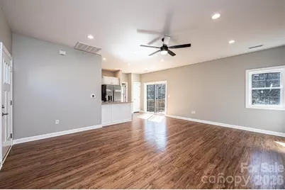1314 39th Street Circle SW, Hickory, NC 28602 - Photo 8