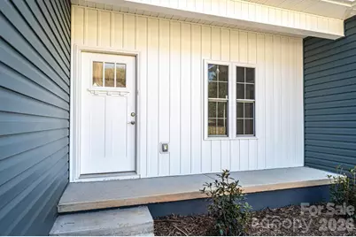 1314 39th Street Circle SW, Hickory, NC 28602 - Photo 6