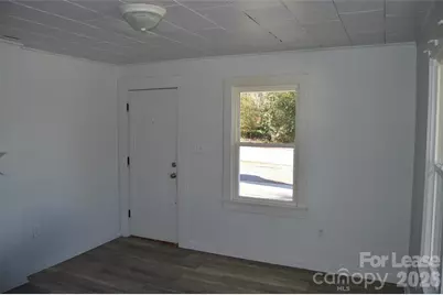 515 S Elm Street, Statesville, NC 28677 - Photo 4
