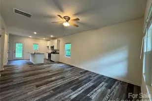 244 Valleybrook Ln, Troutman, NC 28166 - Photo 6