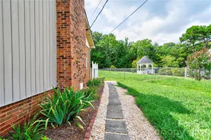 1606 Spangler Dr, Shelby, NC 28150 - Photo 36