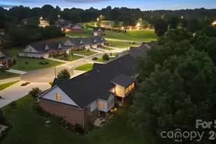 823 Iris Ln, Newton, NC 28658 - Photo 32