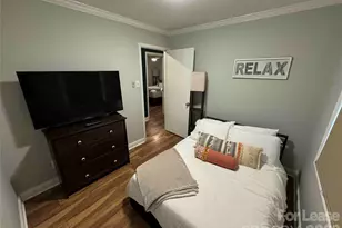 4400 Winedale Ln, Charlotte, NC 28205 - Photo 8