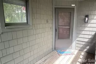 9041 J M Keynes Dr, Charlotte, NC 28262 - Photo 2