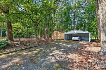 3825 Hoodridge Lane, Charlotte, NC 28227 - Photo 40
