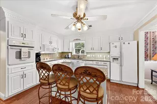 3825 Hoodridge Ln, Charlotte, NC 28227 - Photo 14