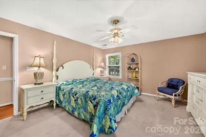 3825 Hoodridge Lane, Charlotte, NC 28227 - Photo 24