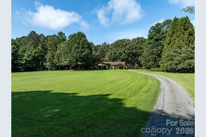 3825 Hoodridge Lane, Charlotte, NC 28227 - Photo 2