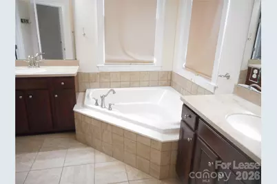 9628 Daufuskie Drive, Charlotte, NC 28278 - Photo 16