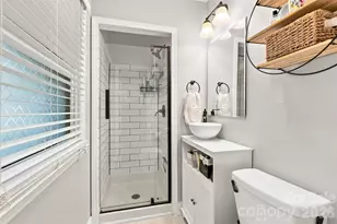 3628 Winterfield Pl, Charlotte, NC 28205 - Photo 12