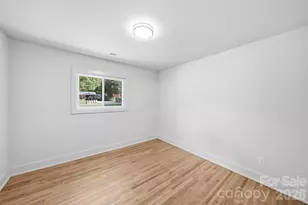 1041 Watts Dr, Charlotte, NC 28216 - Photo 20
