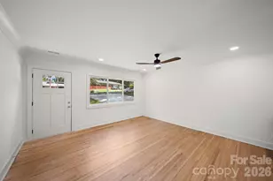 1041 Watts Dr, Charlotte, NC 28216 - Photo 14