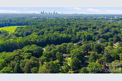 1041 Watts Drive, Charlotte, NC 28216 - Photo 36