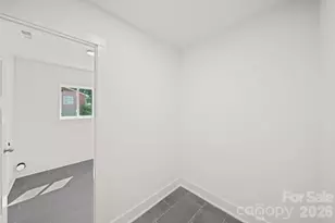 1041 Watts Dr, Charlotte, NC 28216 - Photo 30
