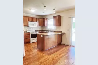 25 Meredith Drive, Hendersonville, NC 28792 - Photo 4