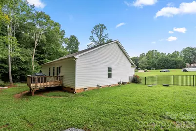 3229 Creek Bend Court, Sherrills Ford, NC 28673 - Photo 38