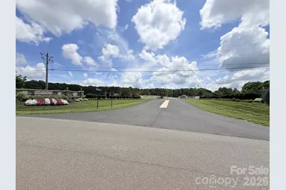 1400 Steeplechase Drive #31, Mount Pleasant, NC 28124 - Photo 2