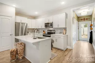 30 Walnut Springs Dr, Asheville, NC 28804 - Photo 8