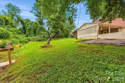 104 Hawthorne Lane, Morganton, NC 28655 - Photo 42
