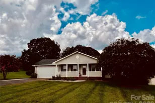 253 Stable Brook Ln, Taylorsville, NC 28681 - Photo 2