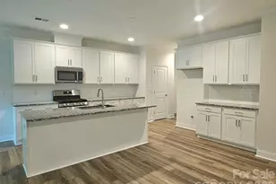 10615 Audubon Rdg Dr, Cornelius, NC 28031 - Photo 2